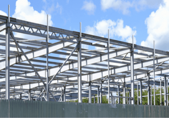 Industrial structure with metal beams